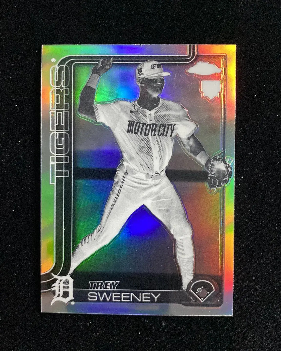2025 Topps Chrome Negative Refractor #6 Trey Sweeney RC Rookie Tigers LXFS