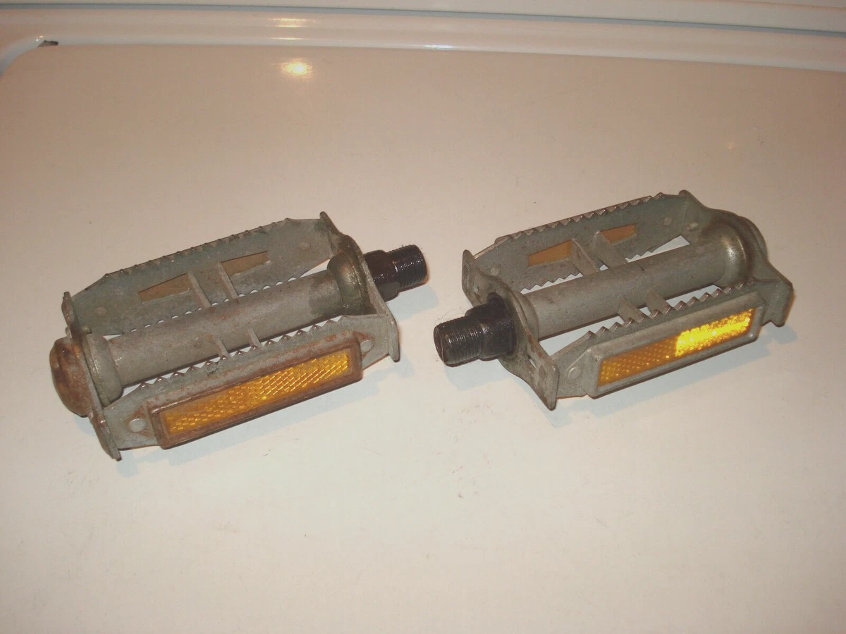 Vintage Bicycle Pedals 9 16