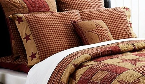 Juego de funda de almohada de algodón a cuadros borgoña estilo rural con dobladillo con apliques de estrellas de nueve parches Foto 3 de 3