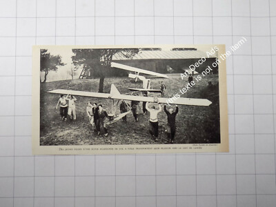 1931 Junge Mädchen einer deutschen Flugschule tragen ihr Segelflugzeug , Segelflugzeug