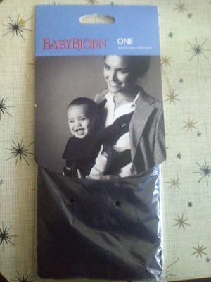babybjorn teething bib