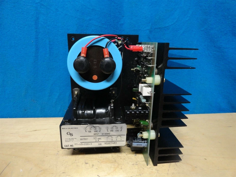 SOLA GS (NUEVO EN CAJA) ~ FUENTE DE ALIMENTACIÓN ~ 83-48-230-3 ~ 48VDC / 120W / 3AMP Foto 2 de 4