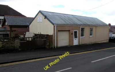 Foto 6x4 Capel Hedd, Pontarddulais Oakfield Street Gelände von Anthony I c2015