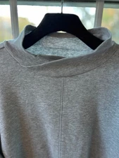 EUC iMove FDJ (French Dressing Jeans) Relaxed Mock Neck Sweatshirt tunic