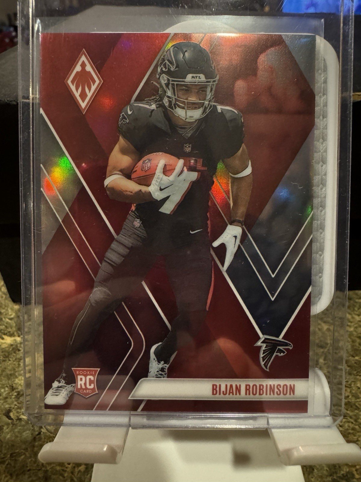 2023 Panini Phoenix - Rookies Bijan Robinson #104 Red /250 (RC) Falcons