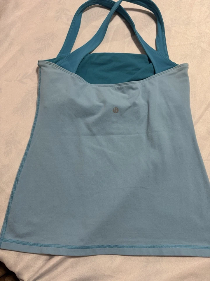 Tanque vintage Lululemon Power Y - Hecho en Canadá, azul bicolor, talla 8 Foto 2 de 4