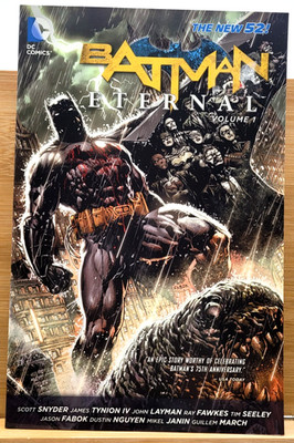 Batman Eternal, Volume 1 (the New 52) GRAPHIC NOVEL