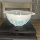 Pyrex VTG Amish Butter Print 1 1/2 Pint Cinderella Mixing Bowl Handles Farmer