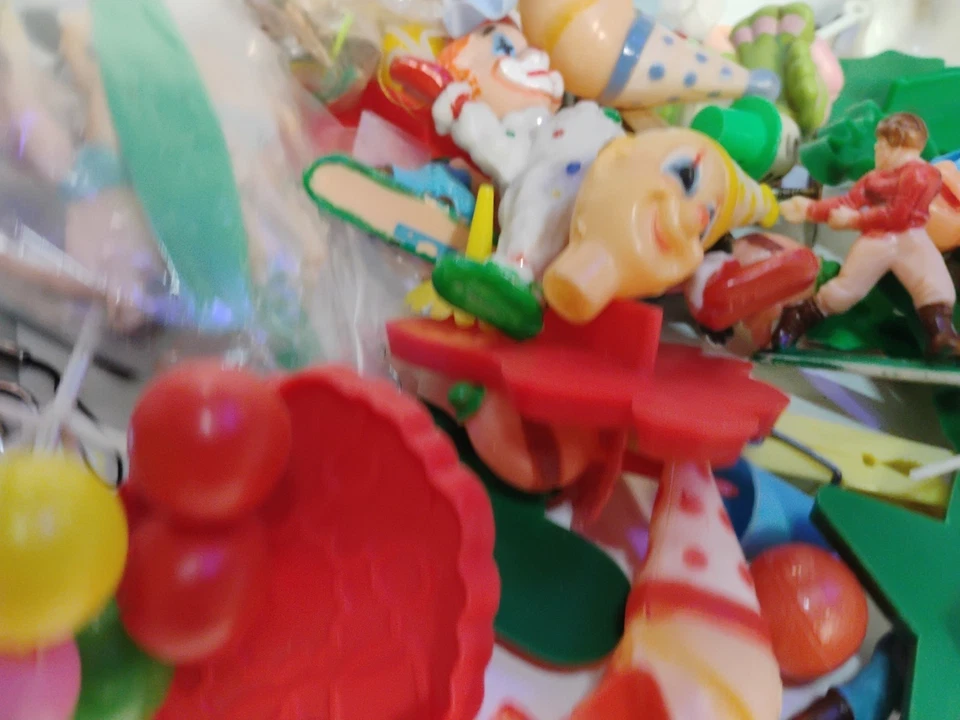 Lote de toppers de pastel vintage payasos surfistas fútbol etc look Foto 2 de 4