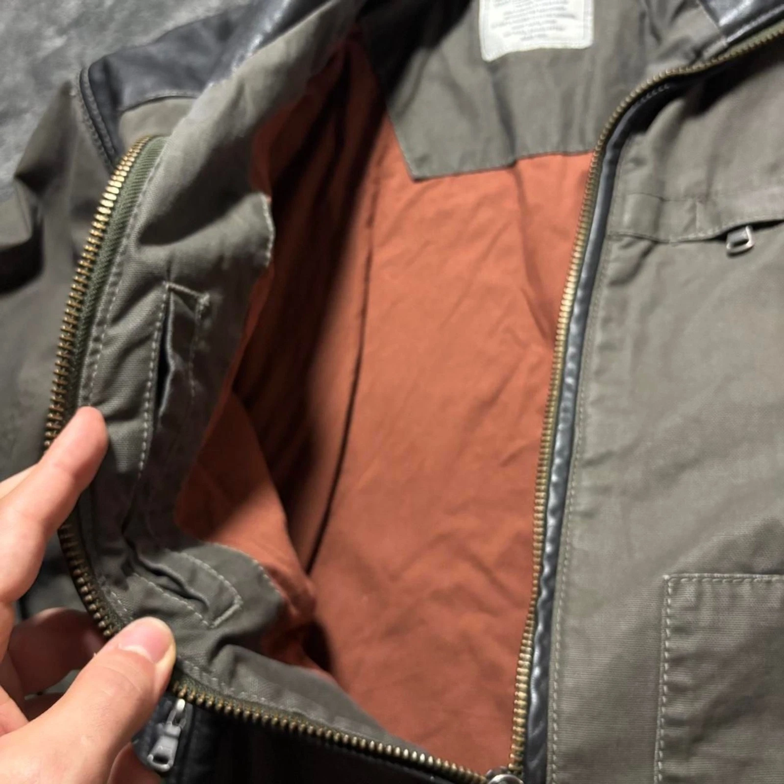 Tommy Bahama Moto Canvas Jacket Men’s L green Black Leather Accents Biker image 3