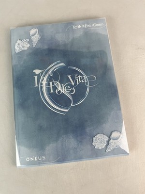 ONEUS 10th Mini Album [La Dolce Vita] MAIN Ver. CD+Book