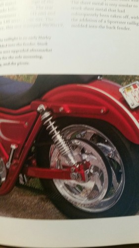 Custom Harley The Complete Handbook - More than 50 Harley Models featured - VGC - Picture 3 of 6