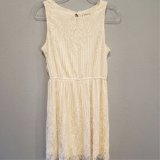 Eyeshadow Ivory Lace over attached lining medium dress