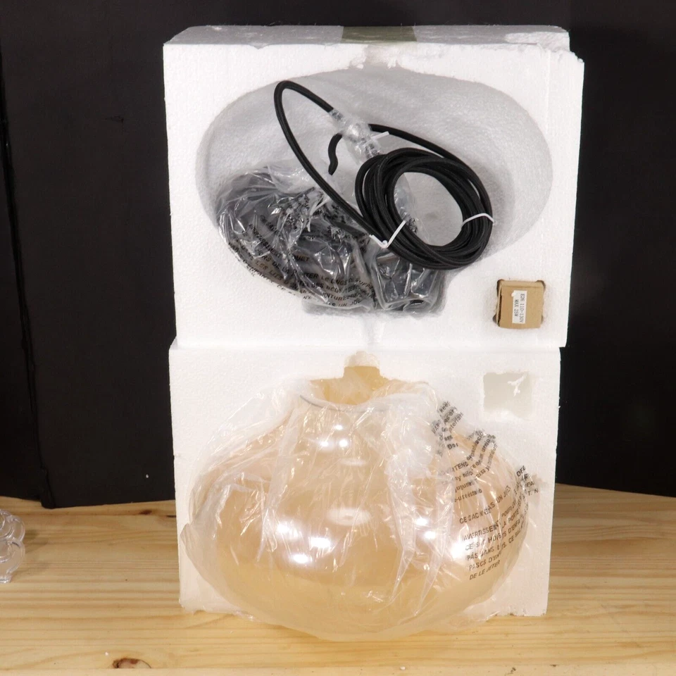 Lámpara colgante de techo moderna ZUO 98259 vidrio con infusión de té, metal negro ¡NUEVA, EN CAJA! Foto 2 de 4