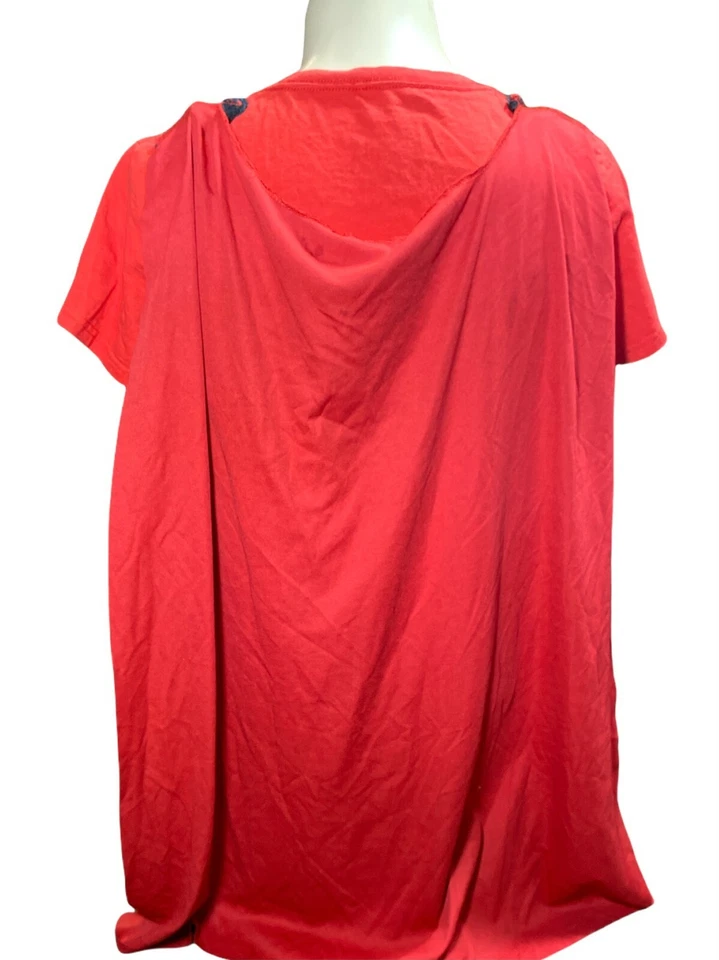 Wonder Woman Women's Costume T-Shirt with Cape Adult Superhero Cosplay - Size S - Image 4 of 4