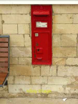Photo 6x4 Postbox, Stamford Station VR wallbox, on the main platform. See c2019