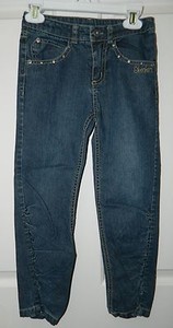 skechers with skinny jeans