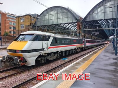 FOTO KLASSE 91 (3) NR. 91 119 ''BOUNDS GREEN INTER CITY DEPOT 1977-2017'' OF LNER