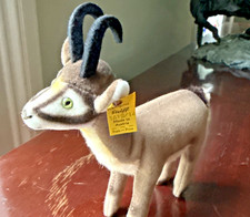Vintage Steiff 1610/14 Mountain Goat Ibex W Germany Button Tag Velvet Plush