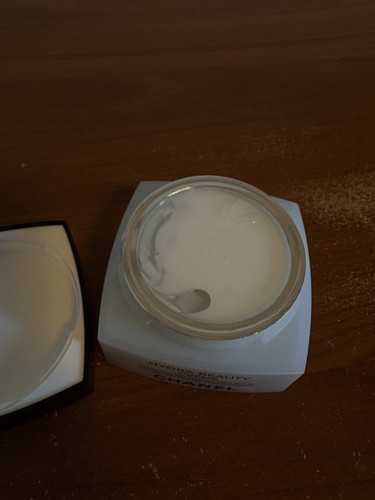 Chanel HYDRA BEAUTY CRÈME **Sealed** - Picture 3 of 3