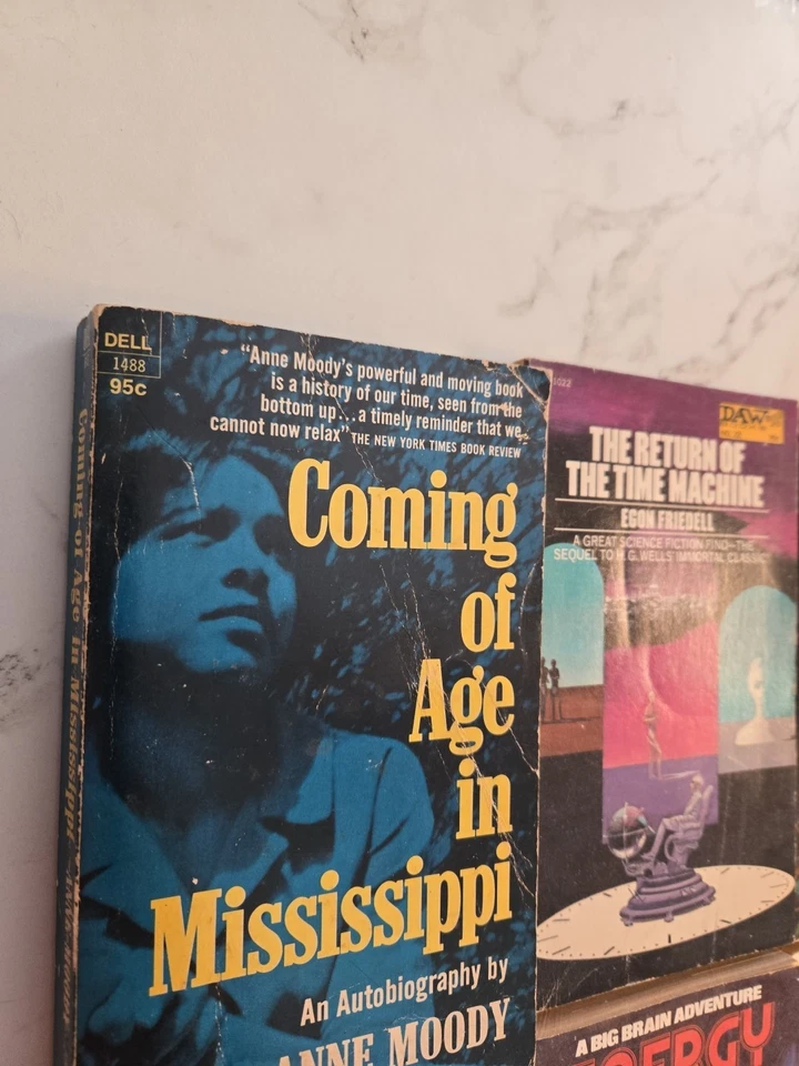 Lot of 6 Vintage Paper Backs  Foto 2 de 4