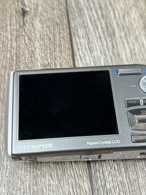 Olympus Stylus 1010 Digital Camera 10.1MP Hyper Crystal LCD, 7X