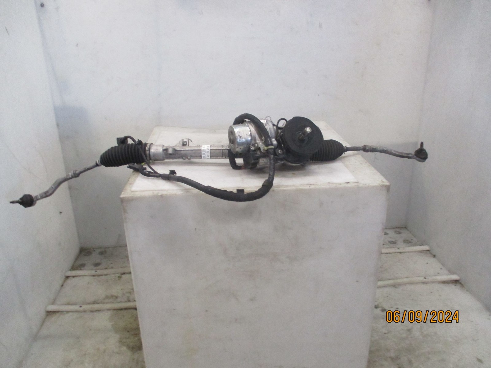 Peugeot 208 I steering rack 1636425380