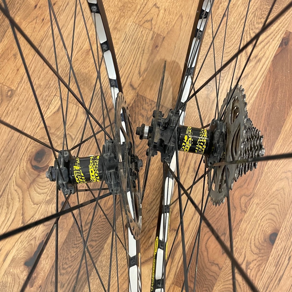 Mavic Crosstrail Wheel Set 26