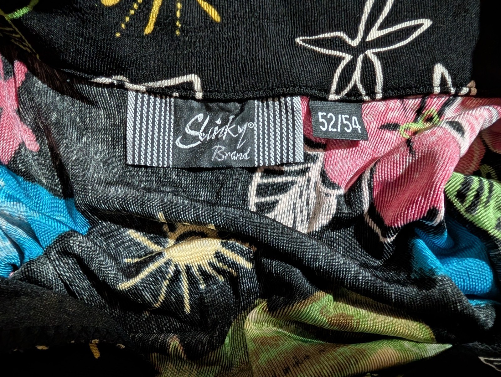 Slinky Stretch Tropical Pattern Button Down Shirt… - image 6