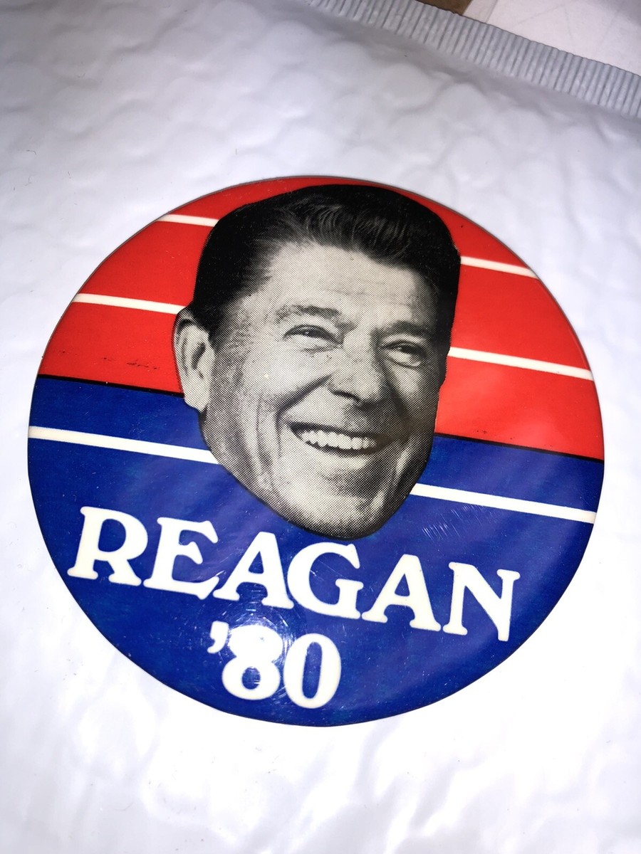Vintage Ronald Reagan 1980 USA campaign pin Red White & Blue Large