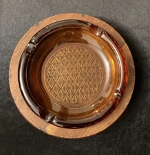 Vintage MCM 6" Amber Glass Crosshatch Diamond Round Ashtray with Wood Base