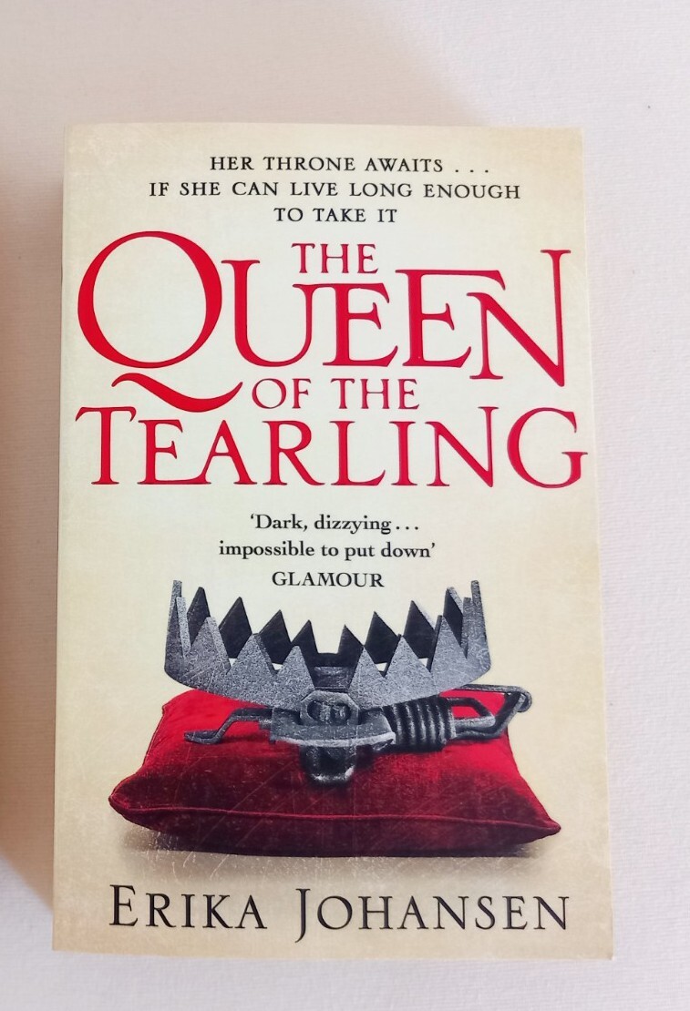 Thumbnail - The Queen Of The Tearling Von Erika Johansen (2015, Taschenbuch)