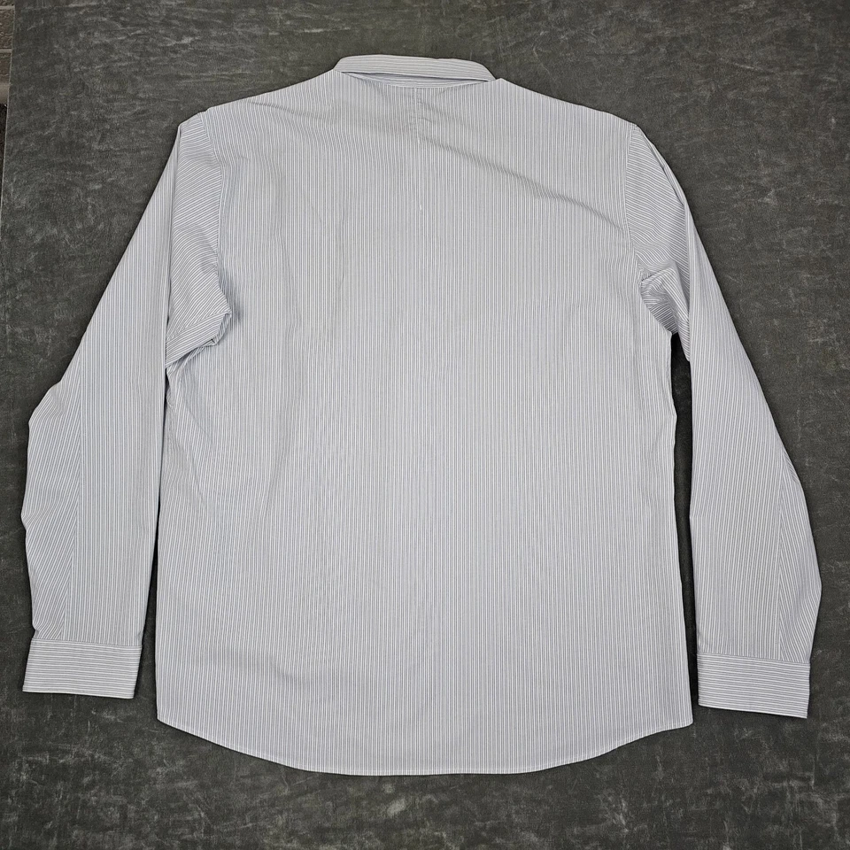 Lululemon Commission Shirt Men Large Light Blue Long Sleeve Oxford Athleisure - Image 4 of 4