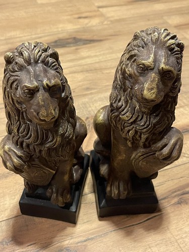Pair Vintage Lion Statues Figurines Detailed Carving Mid Century Modern - 第 2/9 張圖片