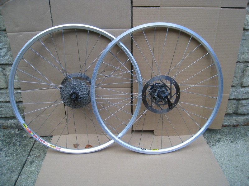 MAVIC Mountain bike Wheels 26 inch Disc brake 9 spd - deore hubs deore rotors
