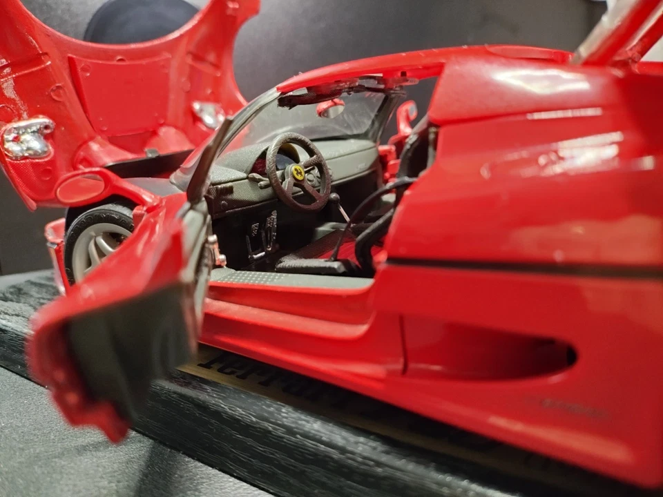 Ferrari F50  1:18 - Rossa con base - Maisto - Immagine 4 di 4