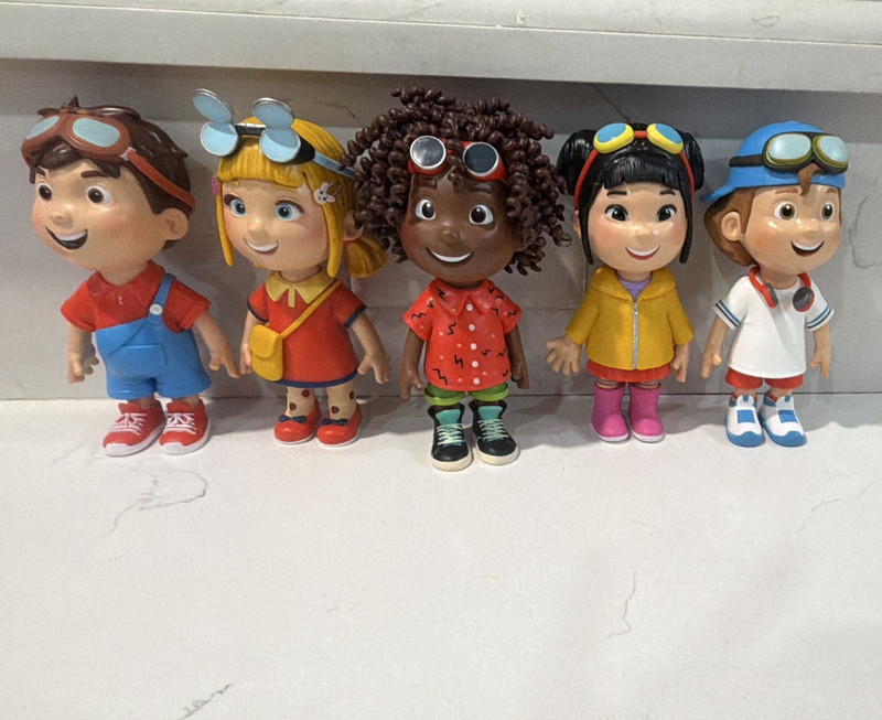 Lot of 5 Multicolor Cartoon Child Figures, Plastic, Without Packaging