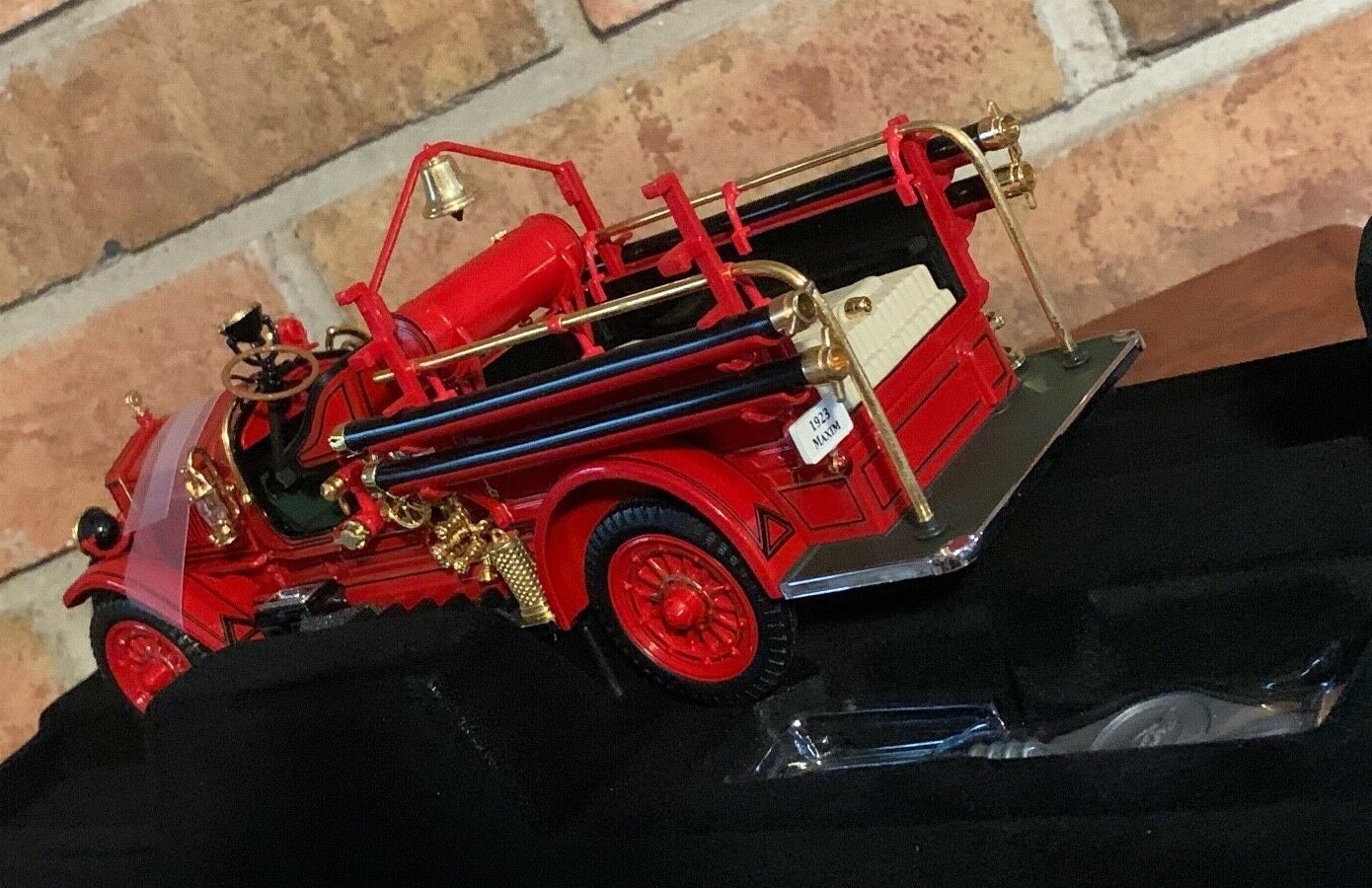 Picture 10 of 12