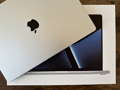 Apple MacBook Pro 16'' (1TB SSD Apple M2 Pro) Laptop MNWD3LL/A Silver 2023