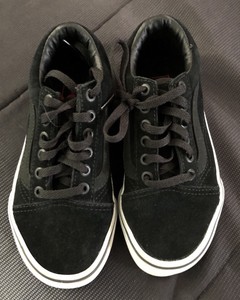 lacing up vans old skool