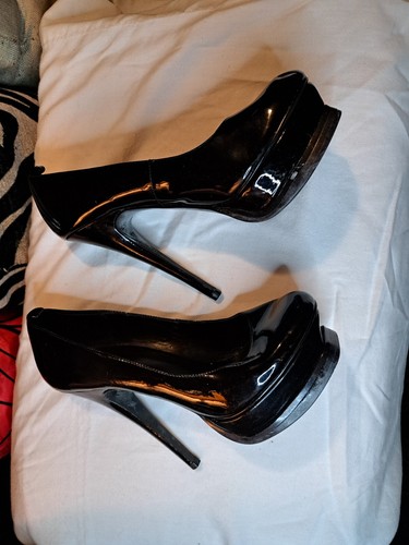 Shine back Pumps Size 7 - Picture 3 of 4