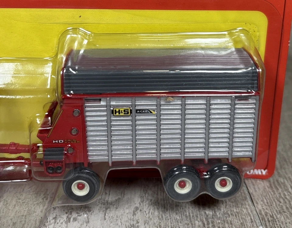 1/64 Ertl H&S Forage Wagon Toy Set DieCast Helle 30th Anniversary - Image 3 of 4