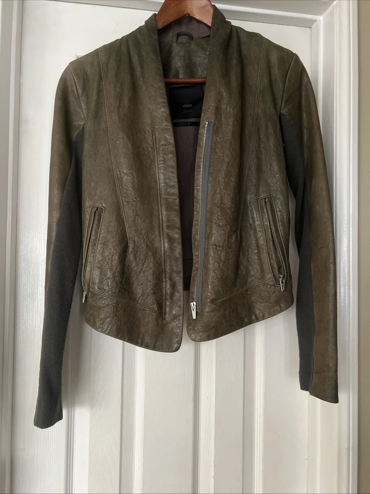 VEDA Women’s  Genuine  Leather Hi Low Hem Moto Jacket Size S Color Green - Image 2 of 4