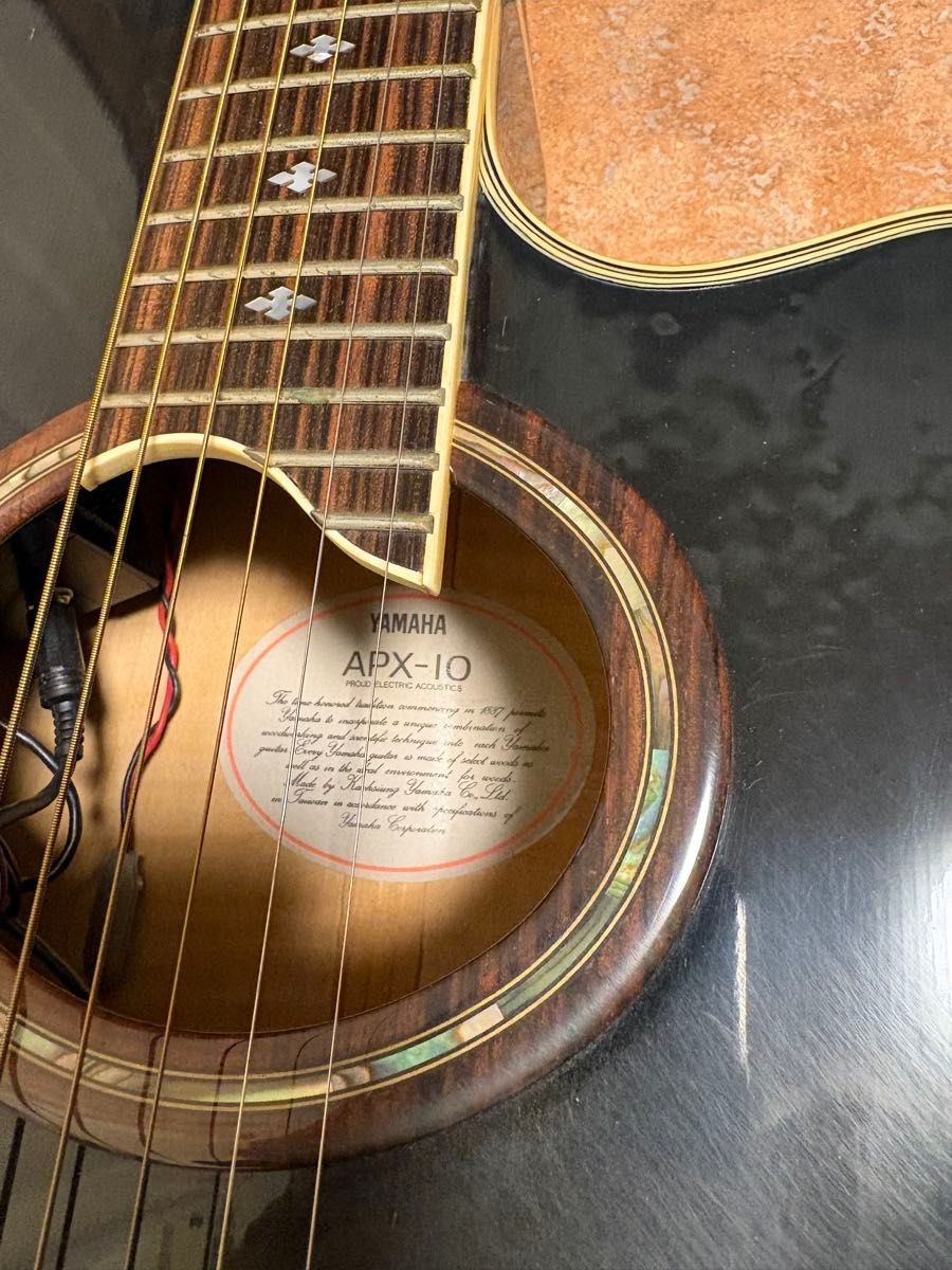 YAMAHA APX-10 Acoustic Electric Guitar Natural Cutaway Japan