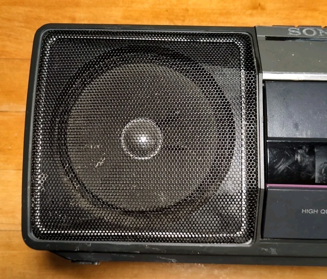 Sony CFS W301 Am FM Dual Cassette Portable Radio Boombox Recorder