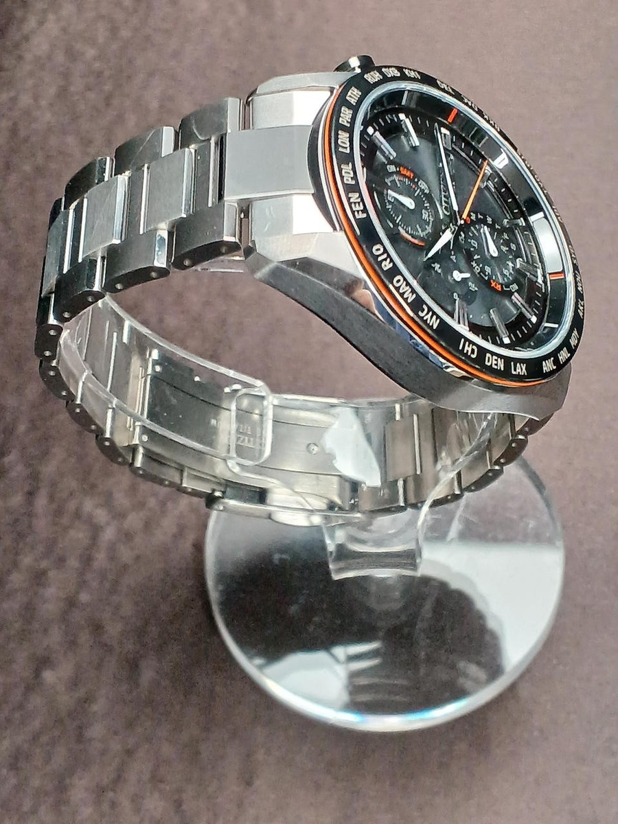 Citizen Attesa H800-A1CN206 Eco-Drive Radio controlled Titanium