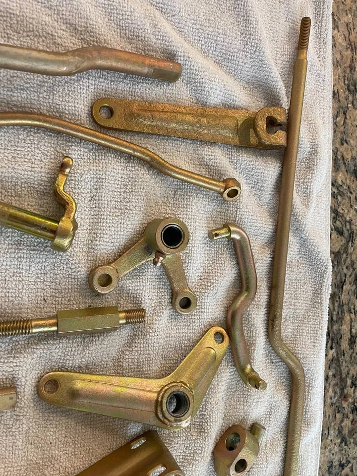 Caja de transferencia de transmisión Toyota Land Cruiser FJ40 3 velocidades piezas diversas OEM Foto 2 de 4