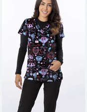 GT Performance Scrub Top Women's Size M Medical Hearts