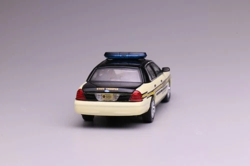 596 1:64 Yellow Ford CV CROWN VICTORIA Tennessee State Trooper Diecast Model Car - Picture 2 of 5