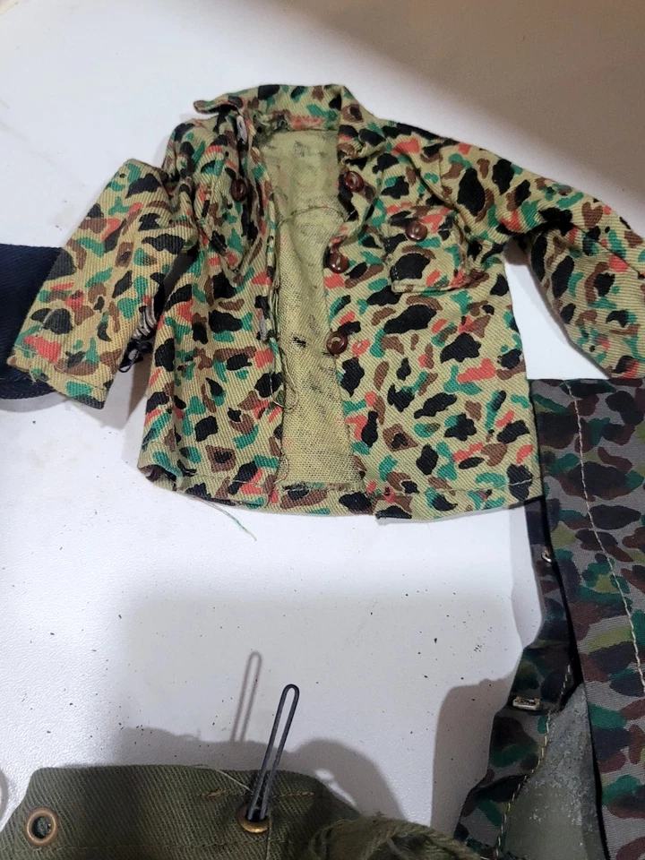 LOTE DE ROUPAS E ACESSÓRIOS VINTAGE ORIGINAL 1964 ERA HASBRO GI JOE - Imagem 4 de 4